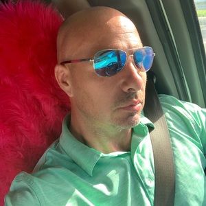 Meet your Posher, Daniel